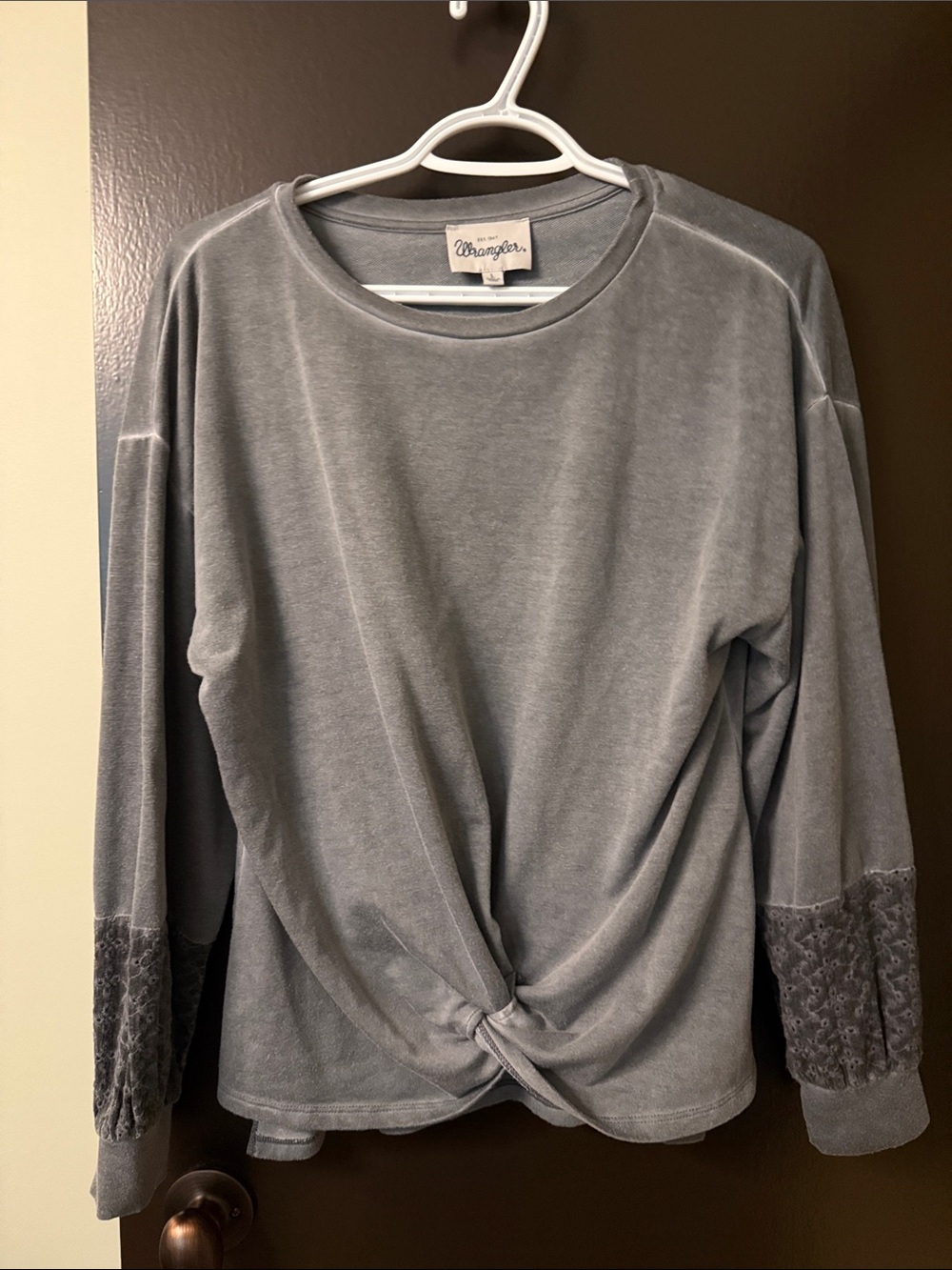 Wrangler Heather Gray Twist-Knot Long Sleeve Top